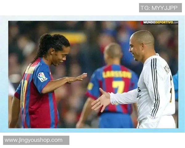 三道杠足球明星的传奇之路与辉煌成就解析 三道杠足球明星的传奇之路与辉煌成就解析