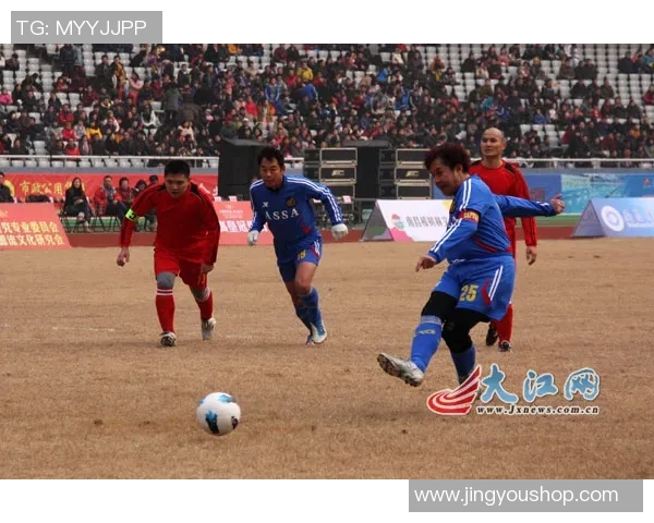 足球明星的学历揭秘：谁是学识与球技双全的佼佼者