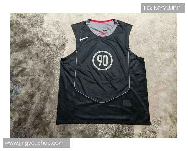 足球明星短袖搭配指南时尚潮流与运动风的完美结合