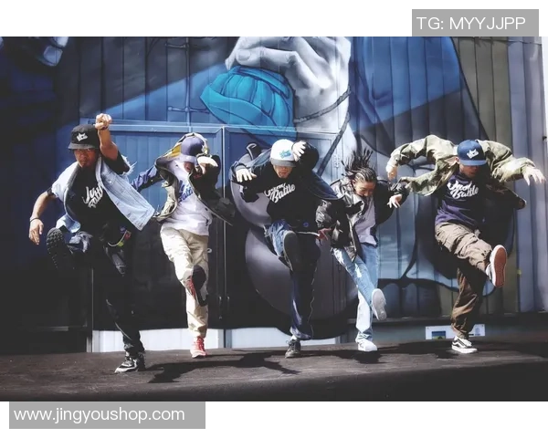 专业解读:重庆街舞队的边路渗透打法 专业解读:重庆街舞队的边路渗透打法